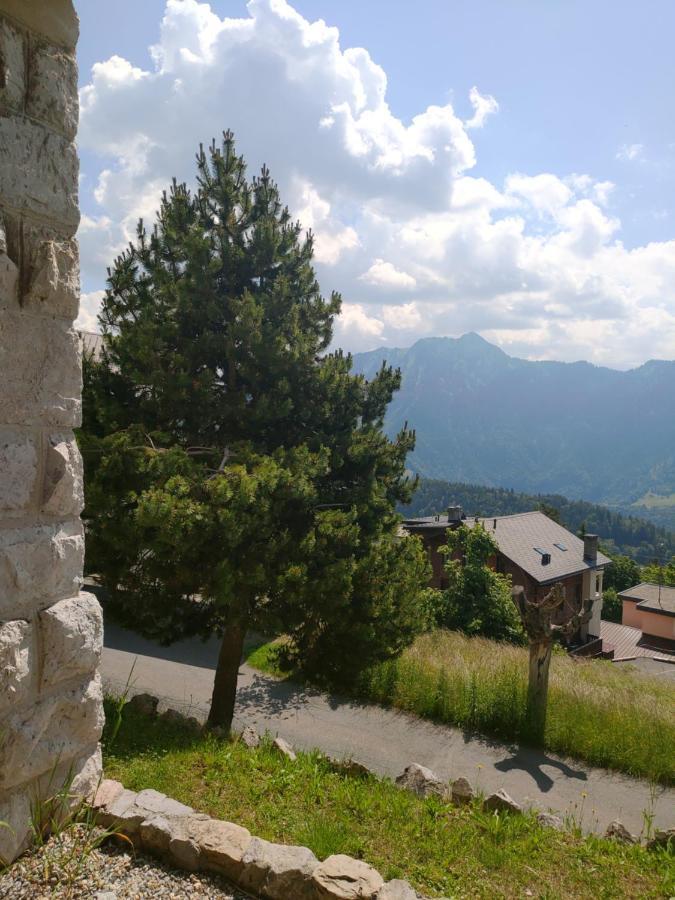 Studio au calme, vue imprenable sur la vallée Leysin Exterior foto