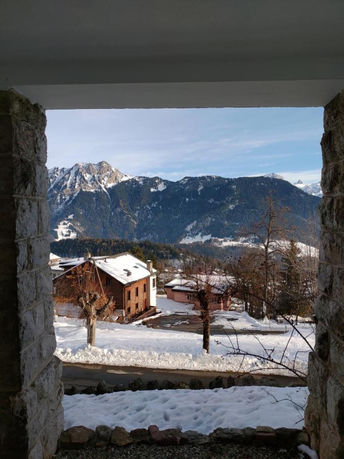 Studio au calme, vue imprenable sur la vallée Leysin Exterior foto